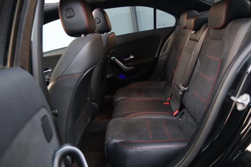 Mercedes-Benz A 250 A250 AMG 4Matic / PANO / CAMERA / KEYLESS / DODEHO — photo 15