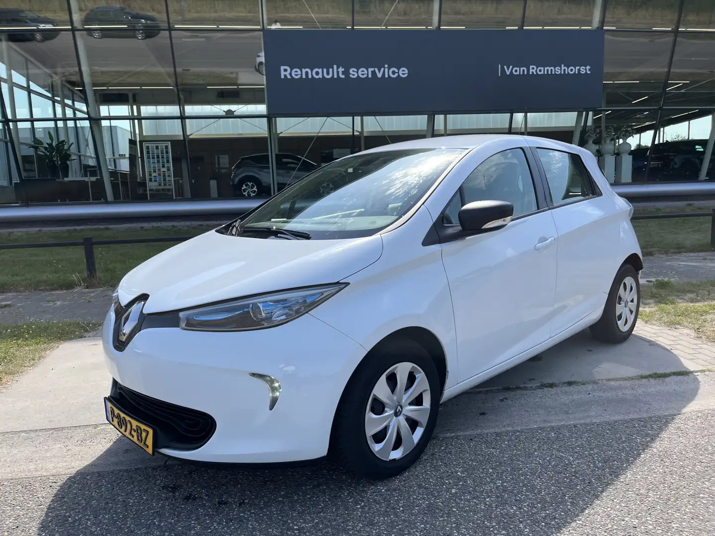 Renault ZOE R90 Life 41 kWh Huur Accu / Airco / Cruise / Alb - 1