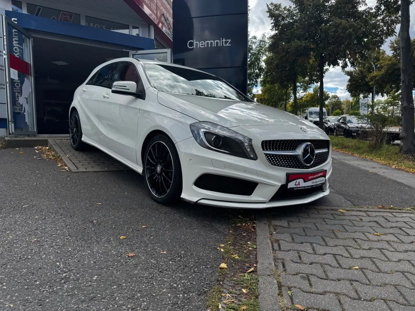 Mercedes-Benz A 180 A -Klasse A 180 Street Style Weiß - 1