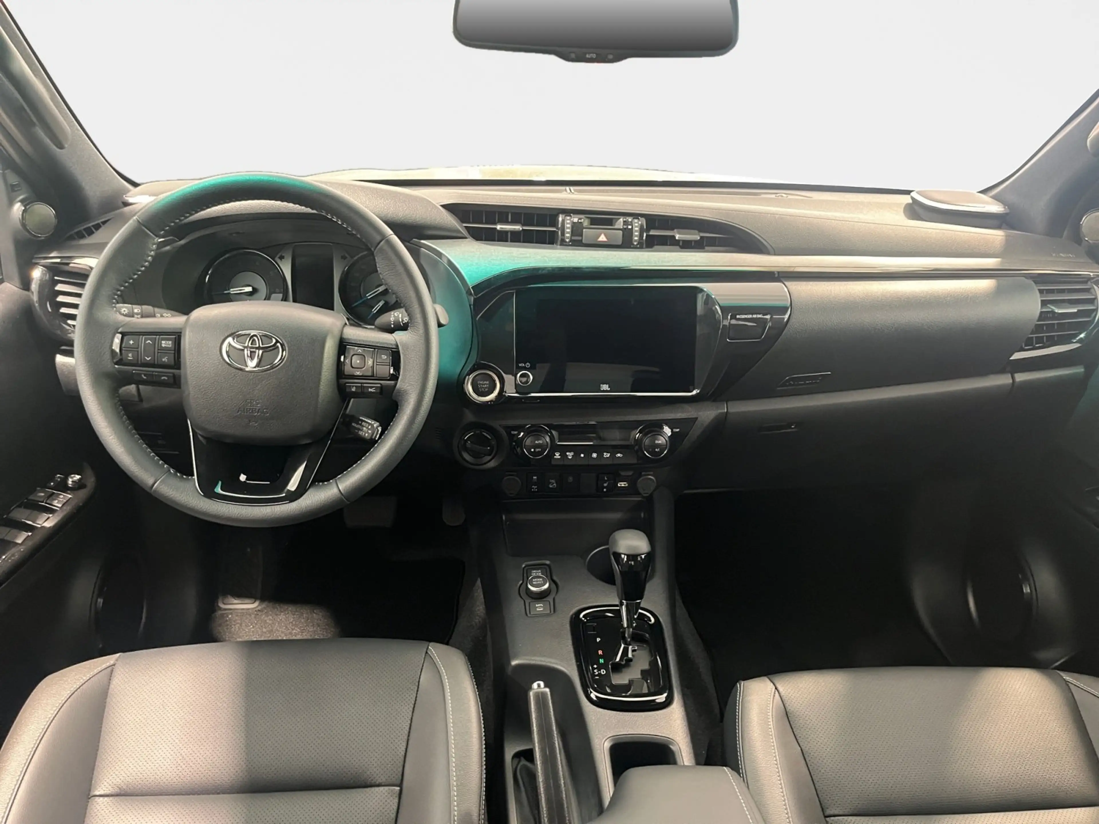 Toyota Hilux 2.8 D-4D 4x4 Double Cab Invincible 360 ACC — photo 5