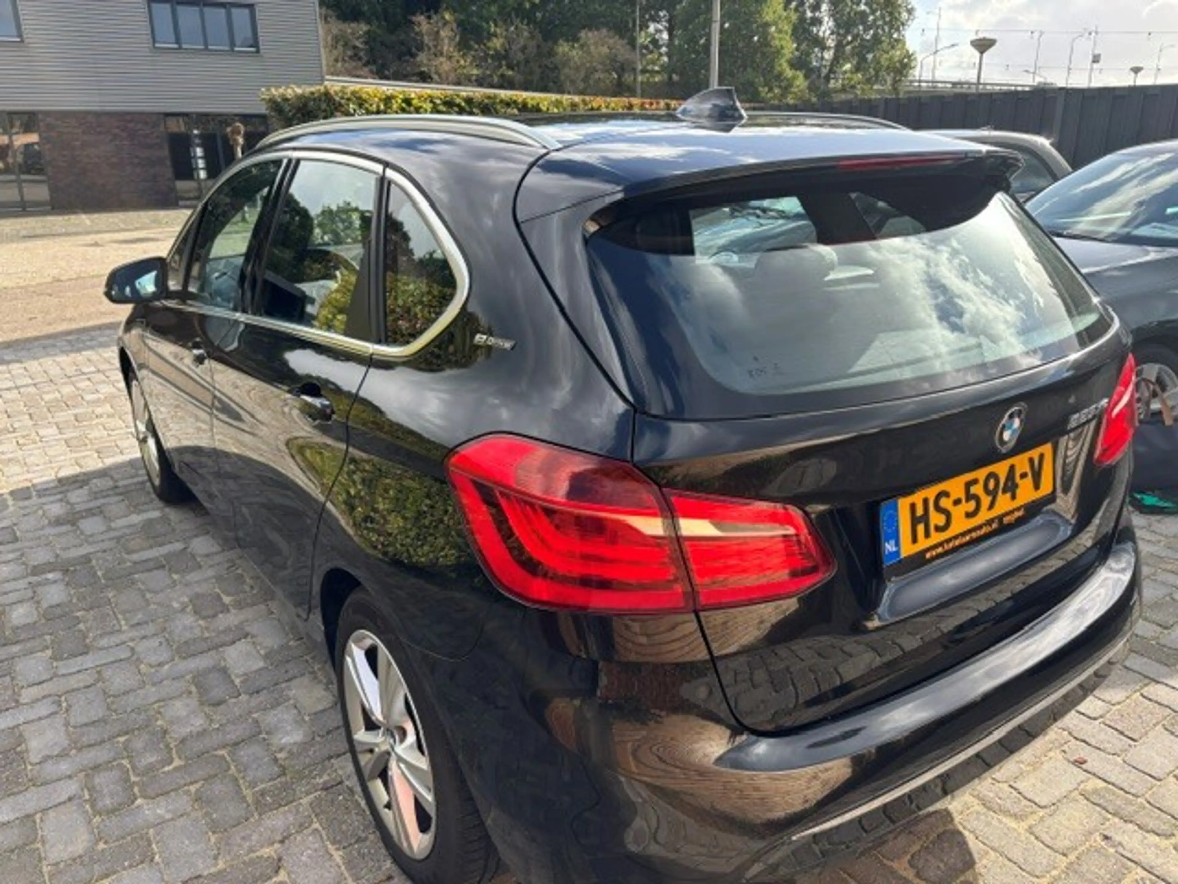 BMW 225 2-serie Active Tourer 225xe Centennial High Execut — photo 2