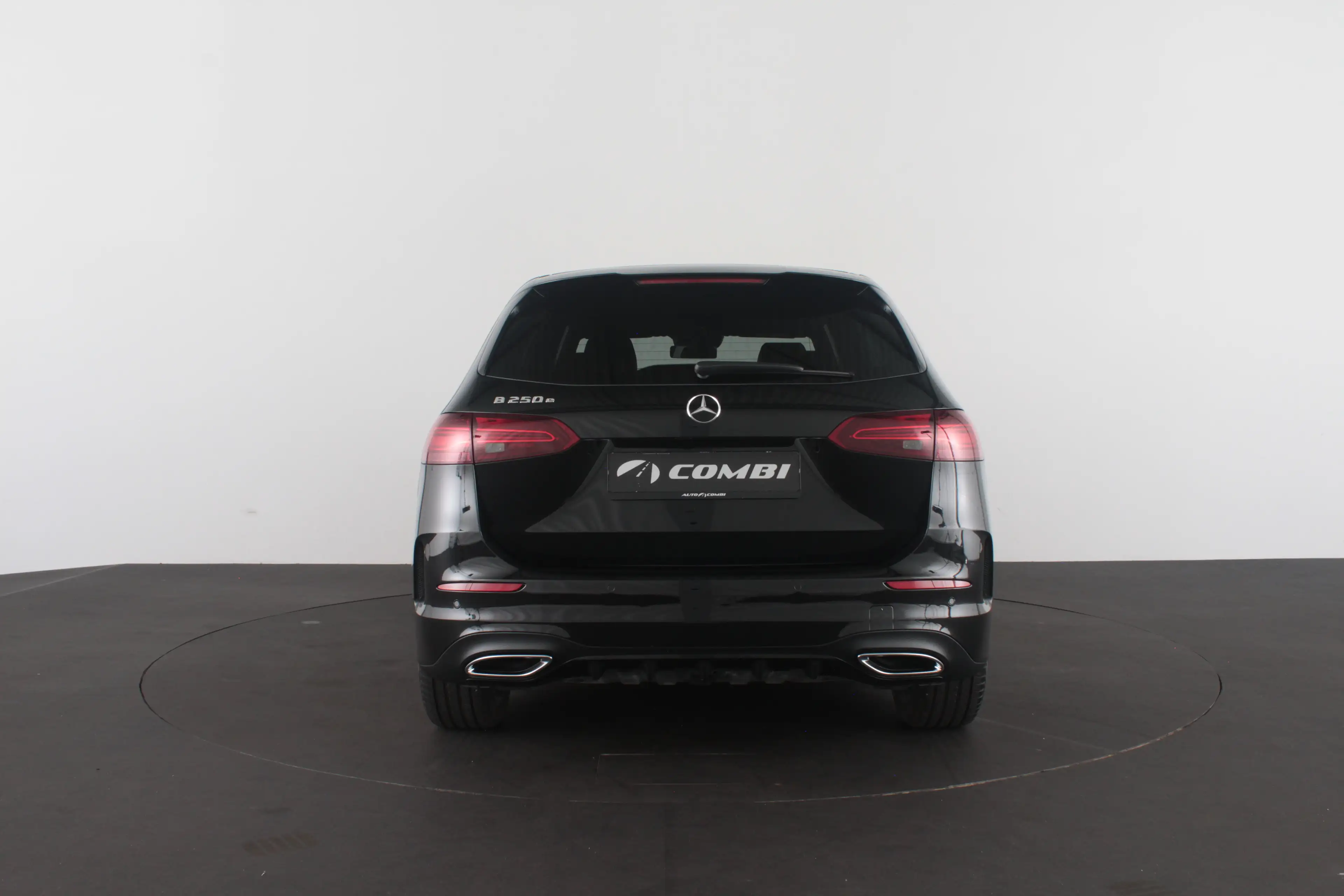 Mercedes-Benz B 250 e AMG Line Plug-in hybride 85km WLTP/Night-pakket/ — photo 5
