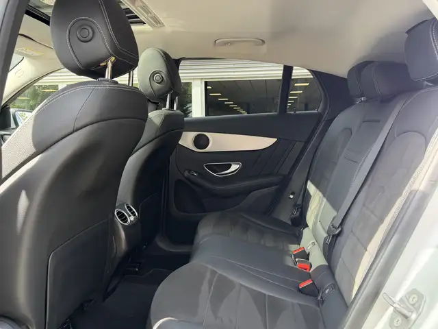 Mercedes-Benz GLC view 6