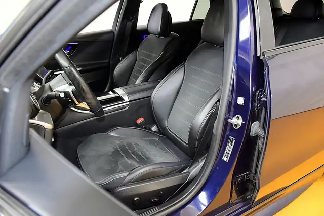 Mercedes-Benz C-Class view 15