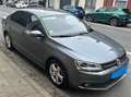 Volkswagen Jetta Jetta 1.6 CR TDi Comfortline Gris - thumbnail 2