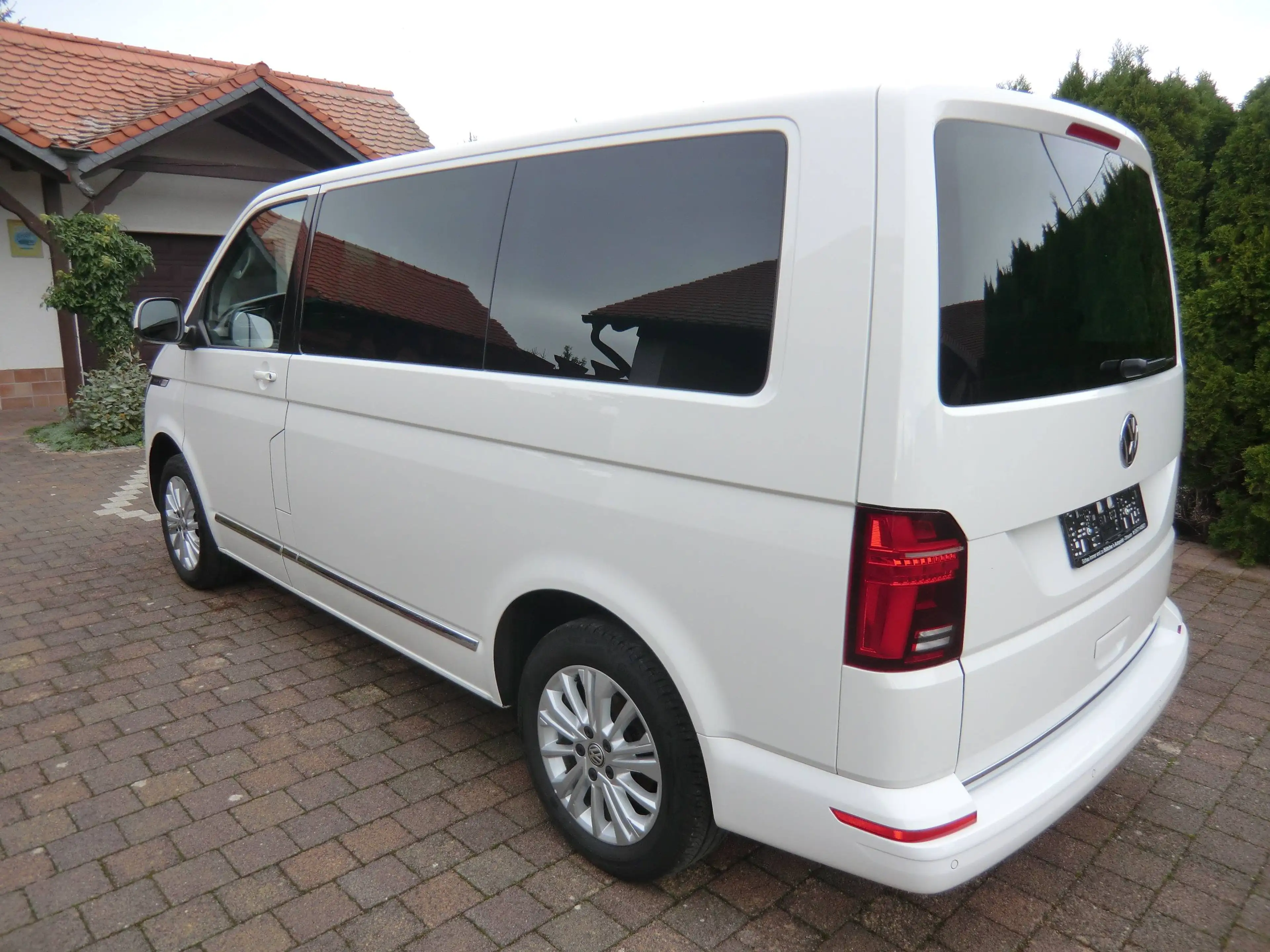 Volkswagen T6.1 Multivan Multivan Generation Six, 1-Hand, unfallfrei, MwSt — photo 6