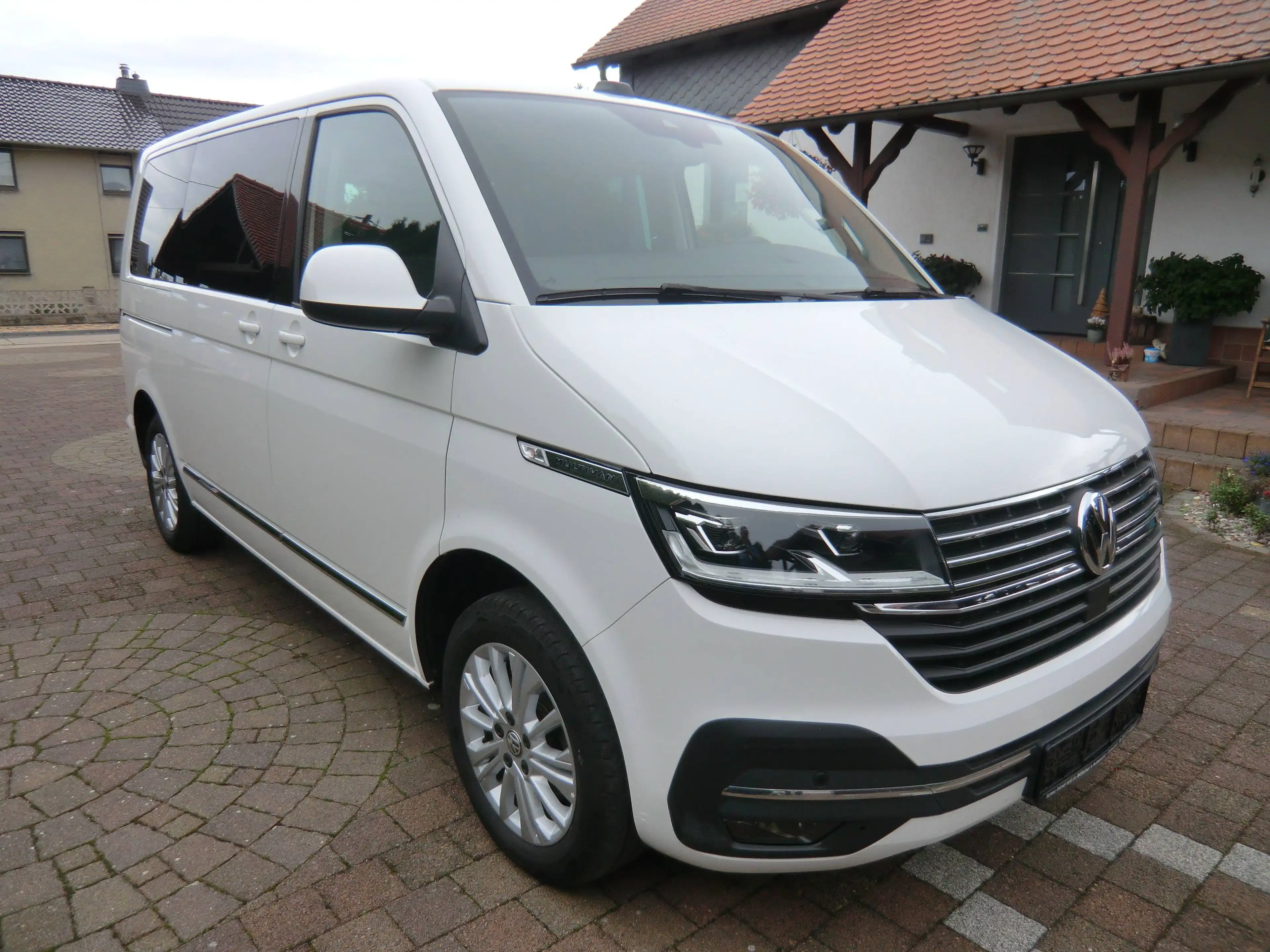 Volkswagen T6.1 Multivan Multivan Generation Six, 1-Hand, unfallfrei, MwSt — photo 3