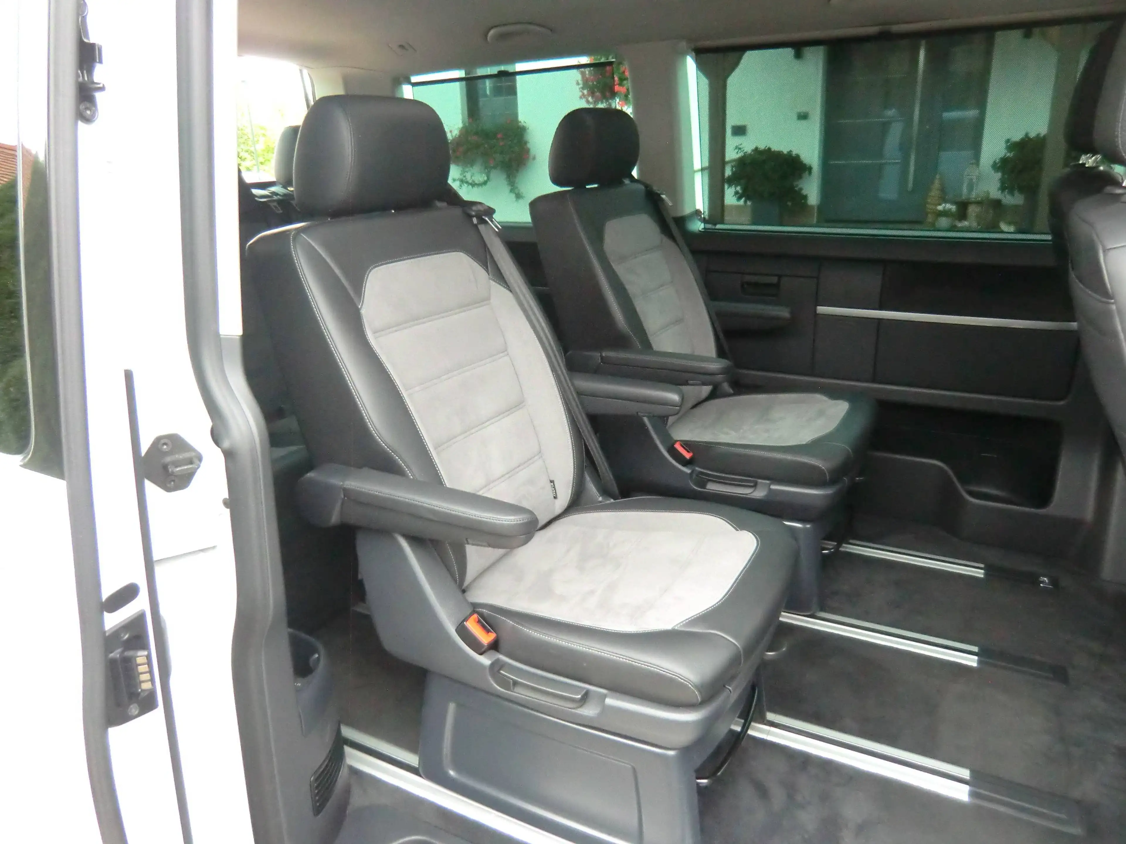 Volkswagen T6.1 Multivan Multivan Generation Six, 1-Hand, unfallfrei, MwSt — photo 9
