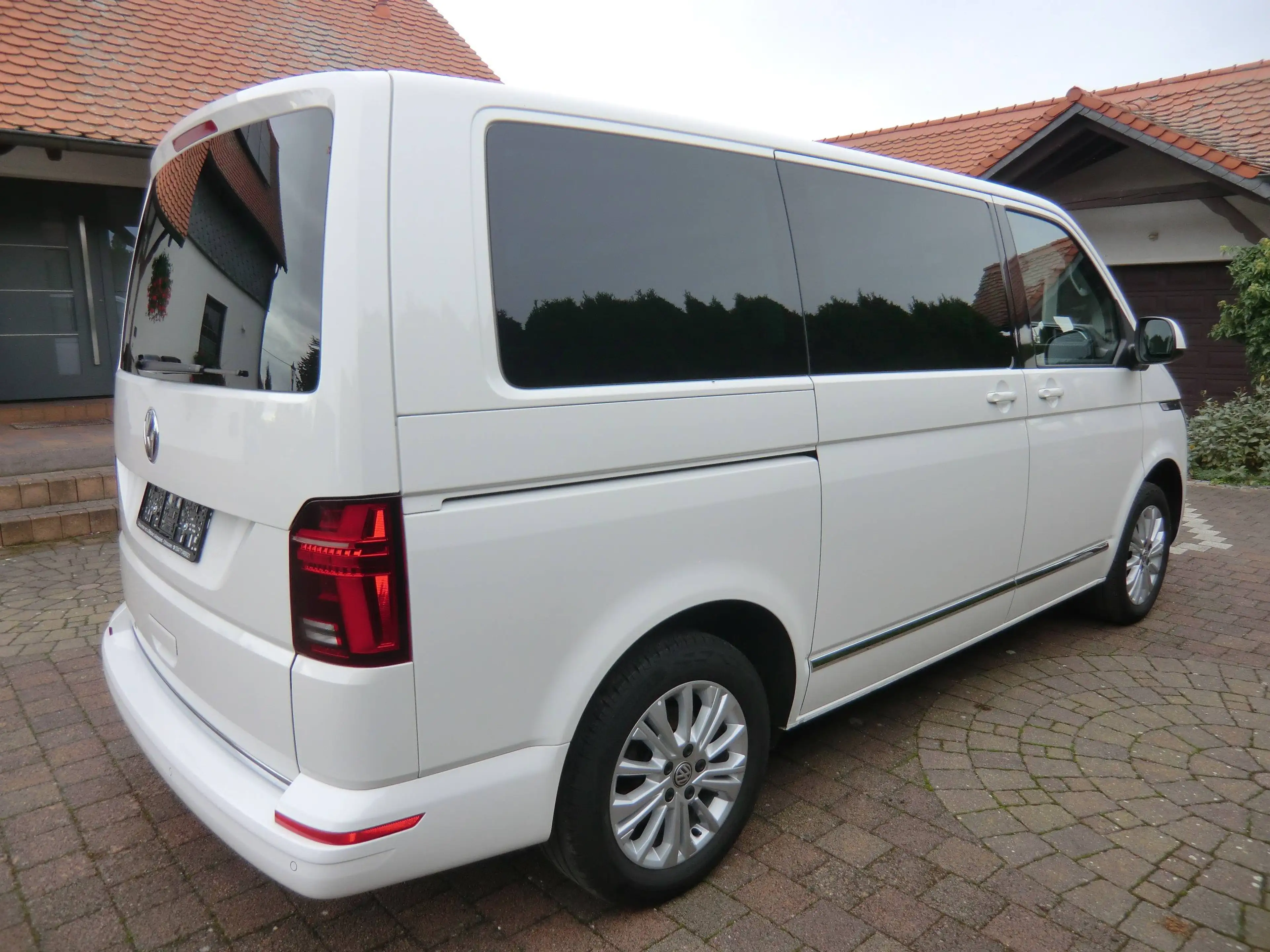 Volkswagen T6.1 Multivan Multivan Generation Six, 1-Hand, unfallfrei, MwSt — photo 4