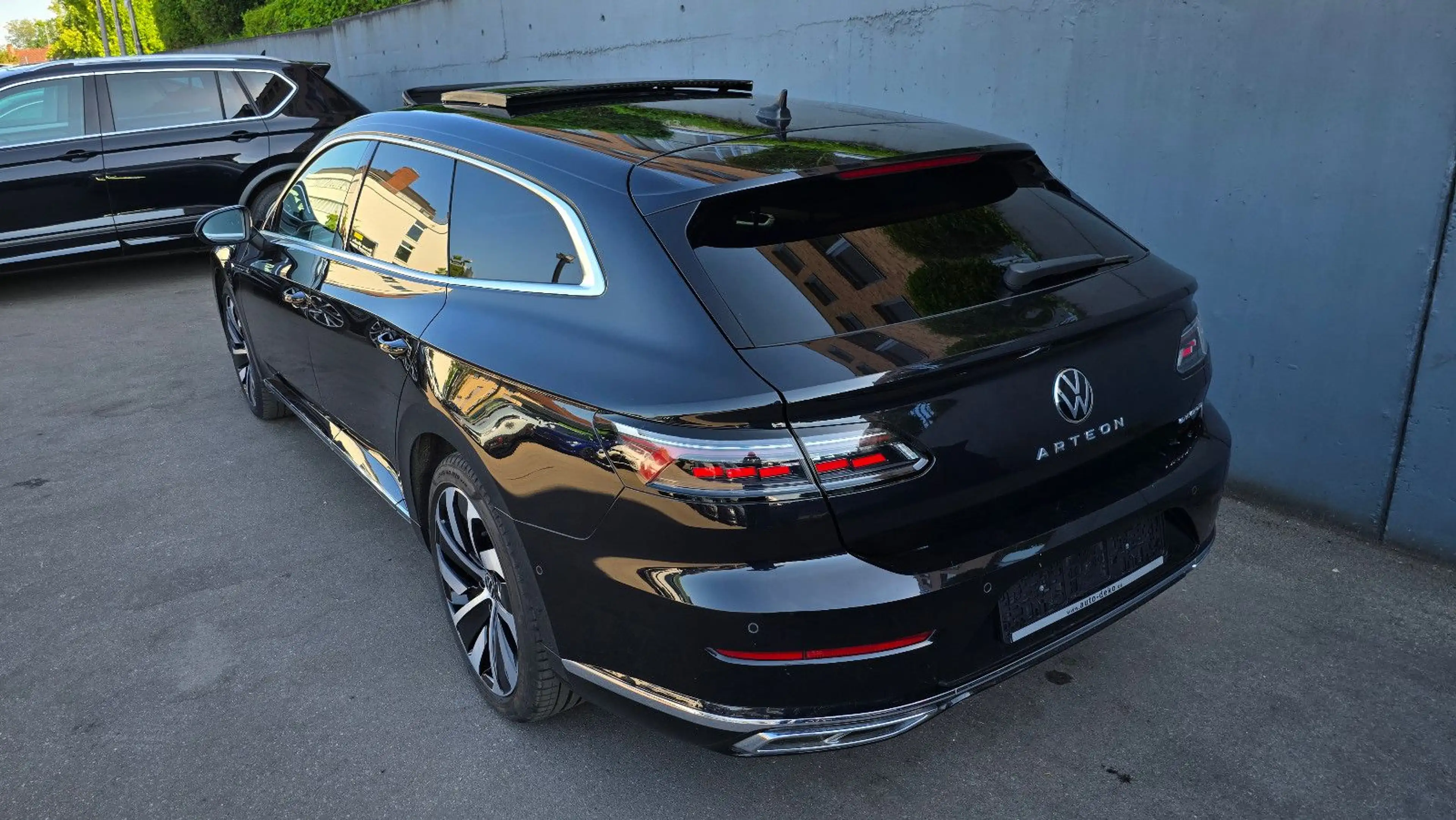 Volkswagen Arteon 1.4 eHybrid DSG 3 x R-Line Pano/DCC/AHK — photo 3