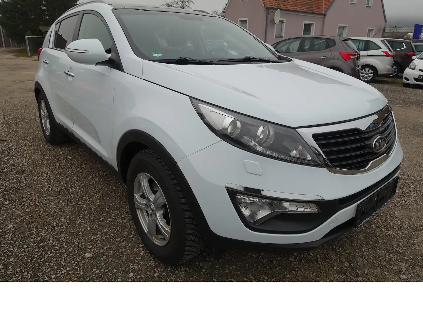 Kia Sportage Spirit 2WD Navi AHK Alu WR Weiß - 1