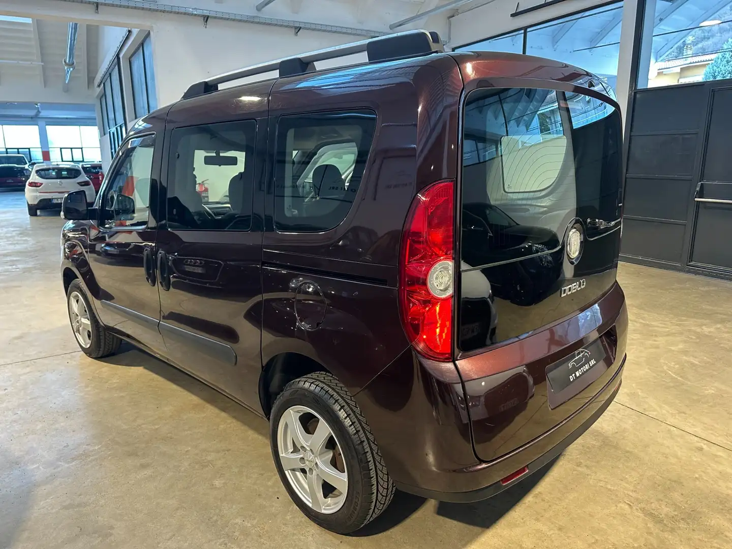 Fiat Doblo 1.4 Dynamic - BENZINA EURO 5 - AUTOVETTURA Violett - 2