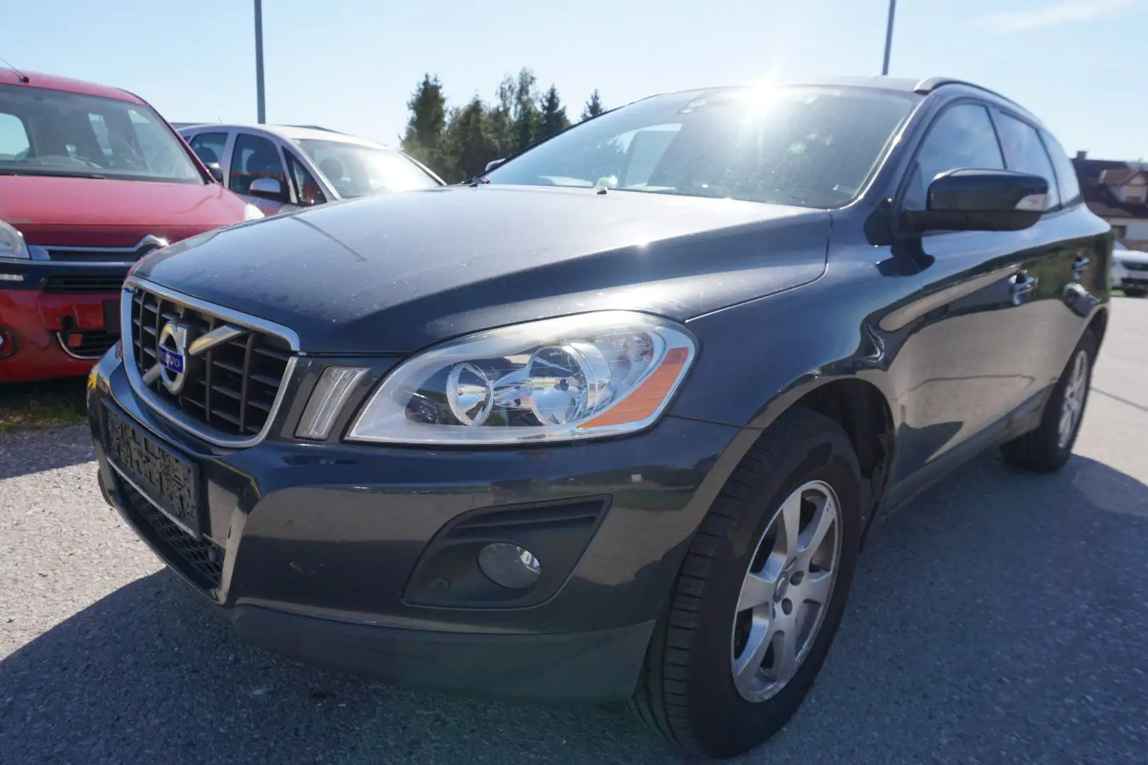 Volvo XC60 XC 60 2.4 D Kinetic Grau - 2