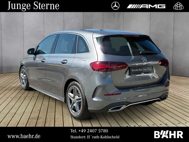 Mercedes-Benz B-Class view 3