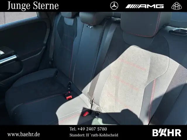 Mercedes-Benz B-Class view 9