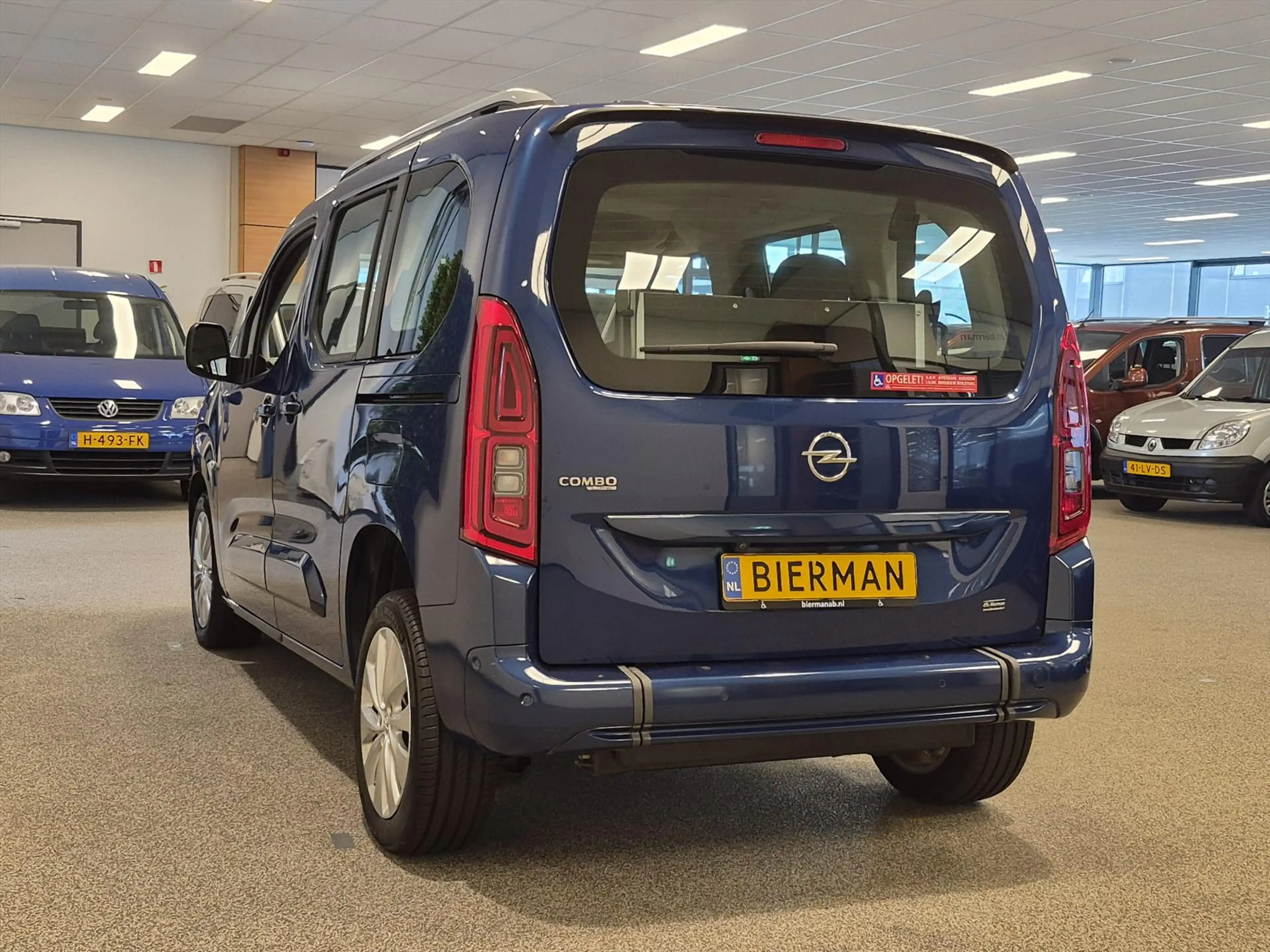 Opel Combo L1 Rolstoelauto Automaat 4+1 — photo 13