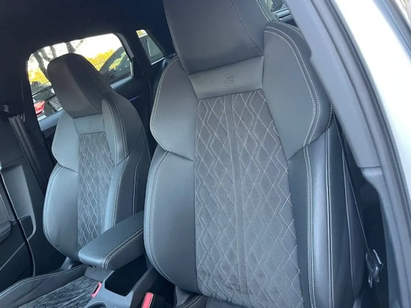 Audi A3 A 3 40 TFSI E  DSG  s line VIRTUAL 204 cv MATRIX Bianco - 1