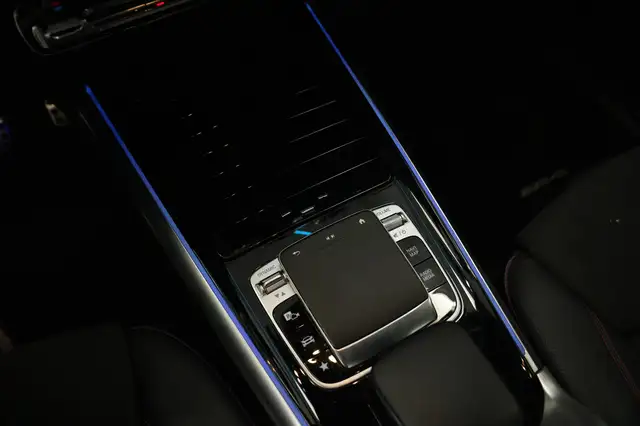 Mercedes-Benz B-Class view 12