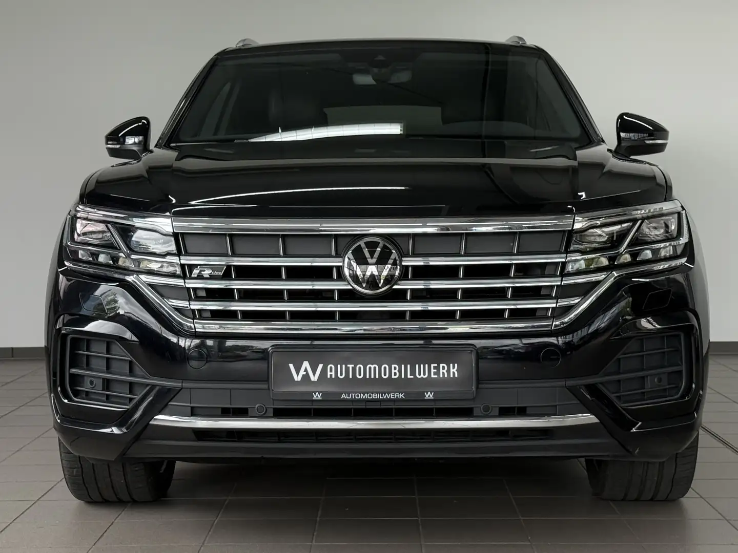Volkswagen Touareg R-Line 4M |AHK |STHZ |LUFT |MATRIX |VC Schwarz - 2