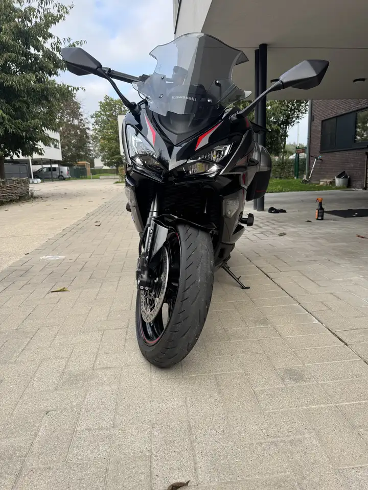 Kawasaki Ninja 1000SX