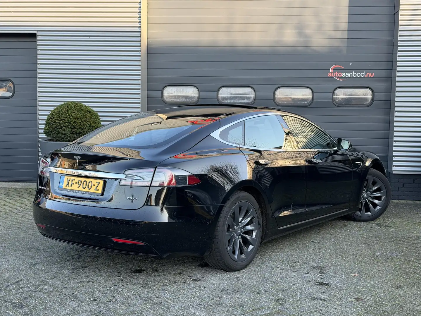 Tesla Model S 75D Base | Autopilot | Panoramadak | Camera | Elek Noir - 2