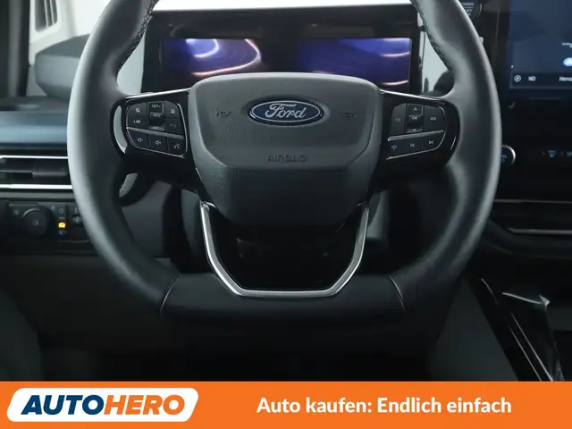 Ford Tourneo Custom view 19