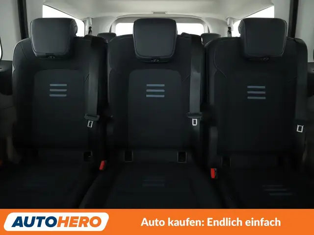 Ford Tourneo Custom view 15