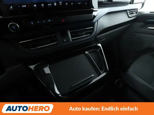 Ford Tourneo Custom view 26
