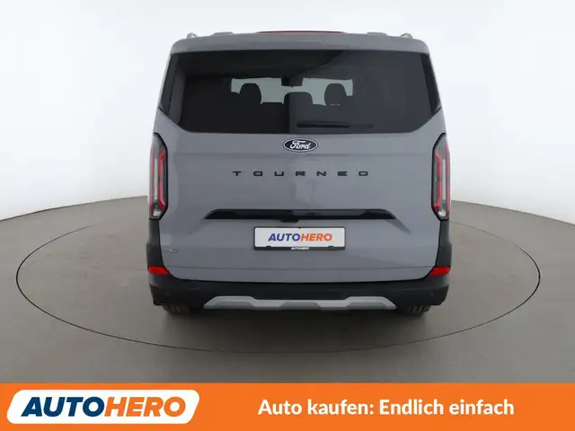 Ford Tourneo Custom view 5