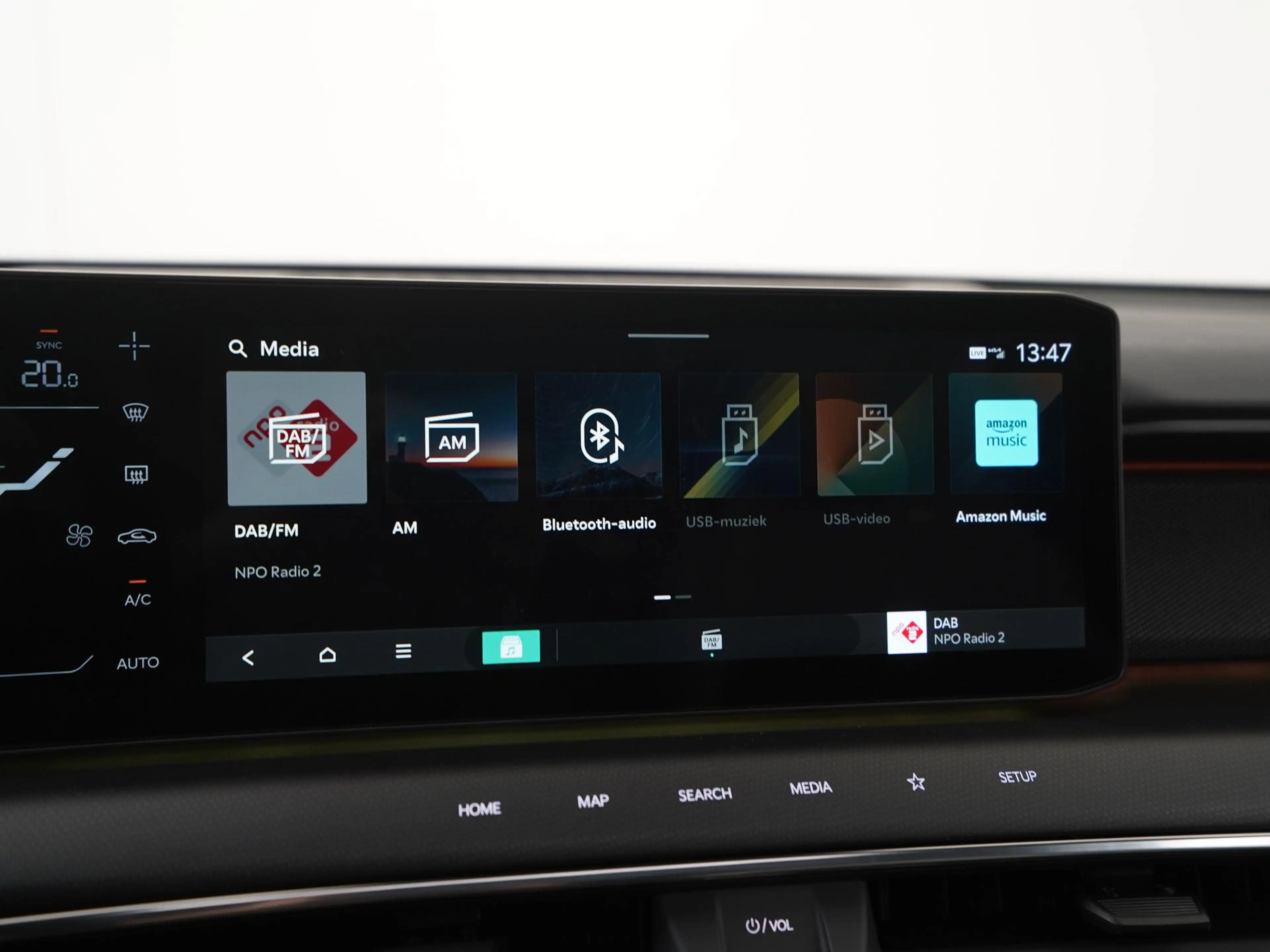 Kia EV9 GT-Line AWD 99.8 kWh | Panoramadak | HUD | Massage — photo 17