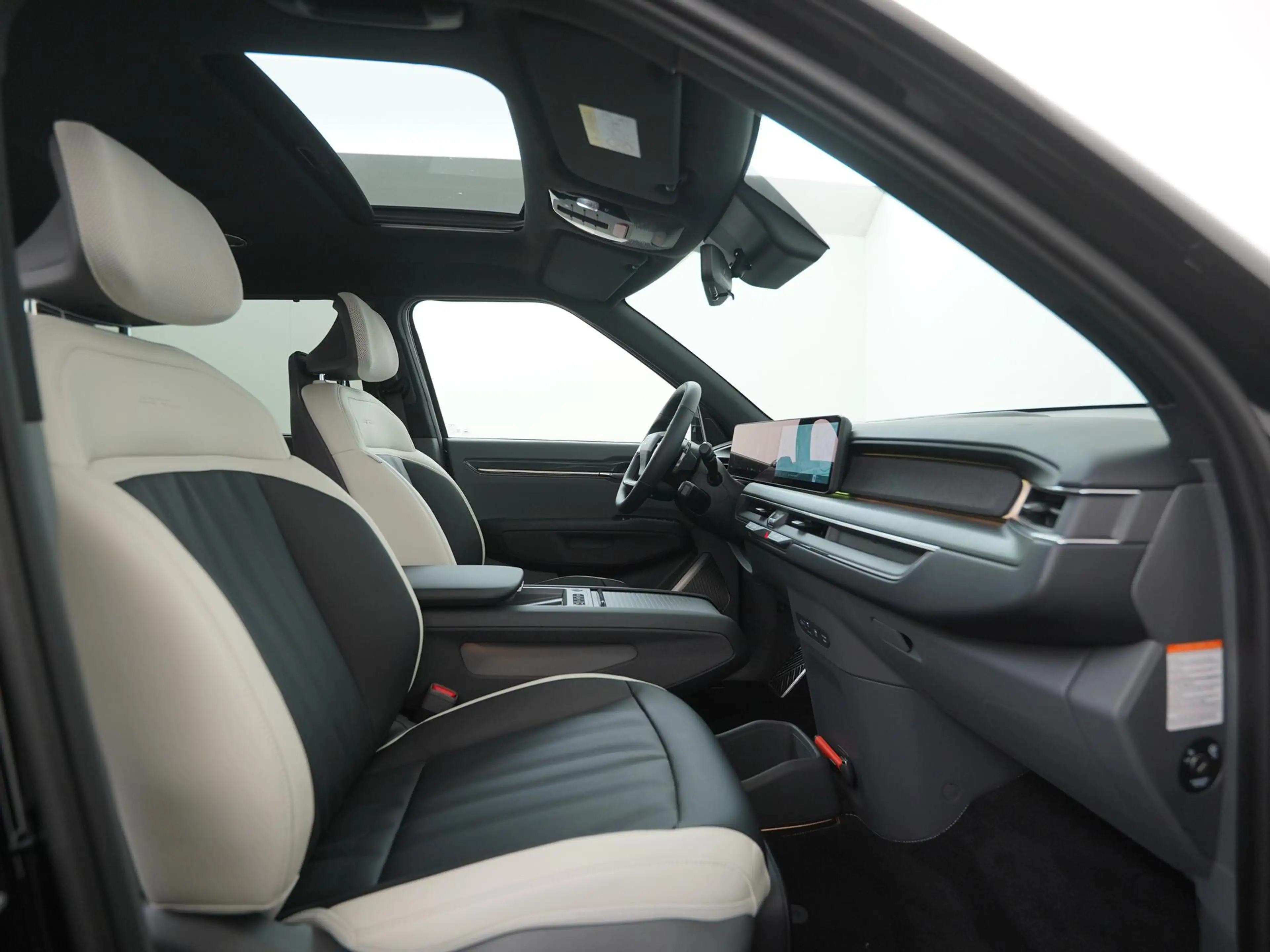 Kia EV9 GT-Line AWD 99.8 kWh | Panoramadak | HUD | Massage — photo 3