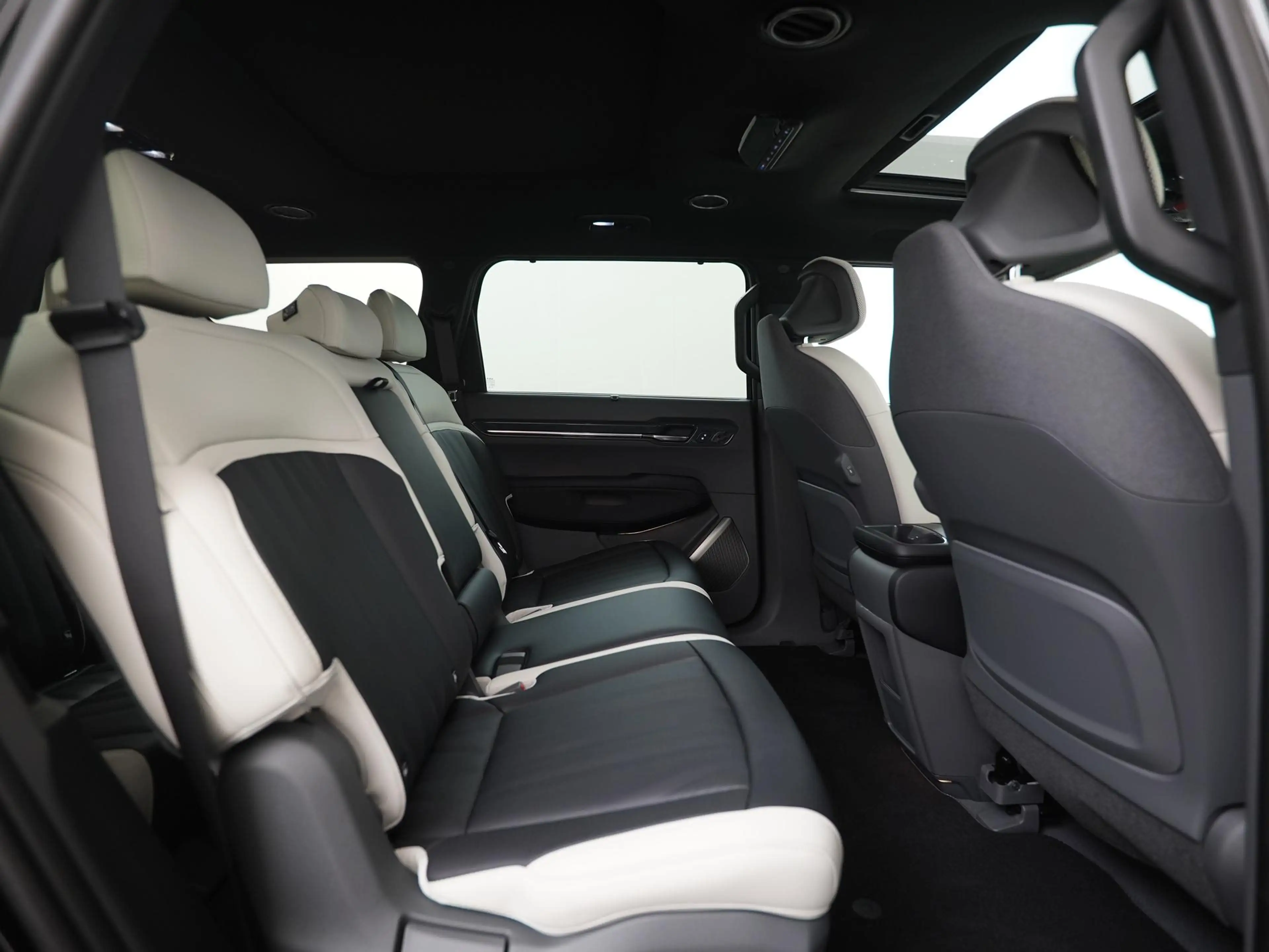 Kia EV9 GT-Line AWD 99.8 kWh | Panoramadak | HUD | Massage — photo 39