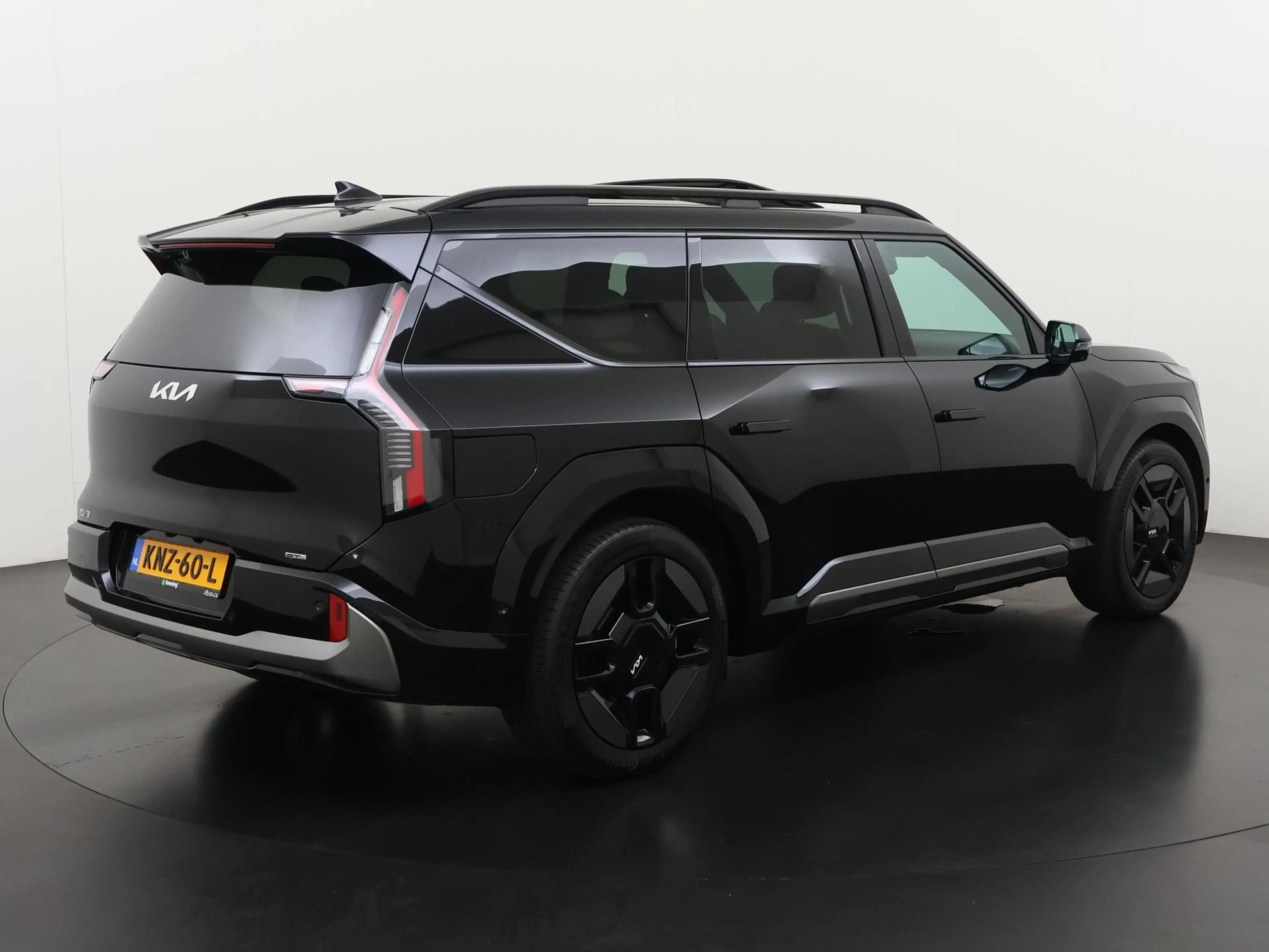 Kia EV9 GT-Line AWD 99.8 kWh | Panoramadak | HUD | Massage — photo 4