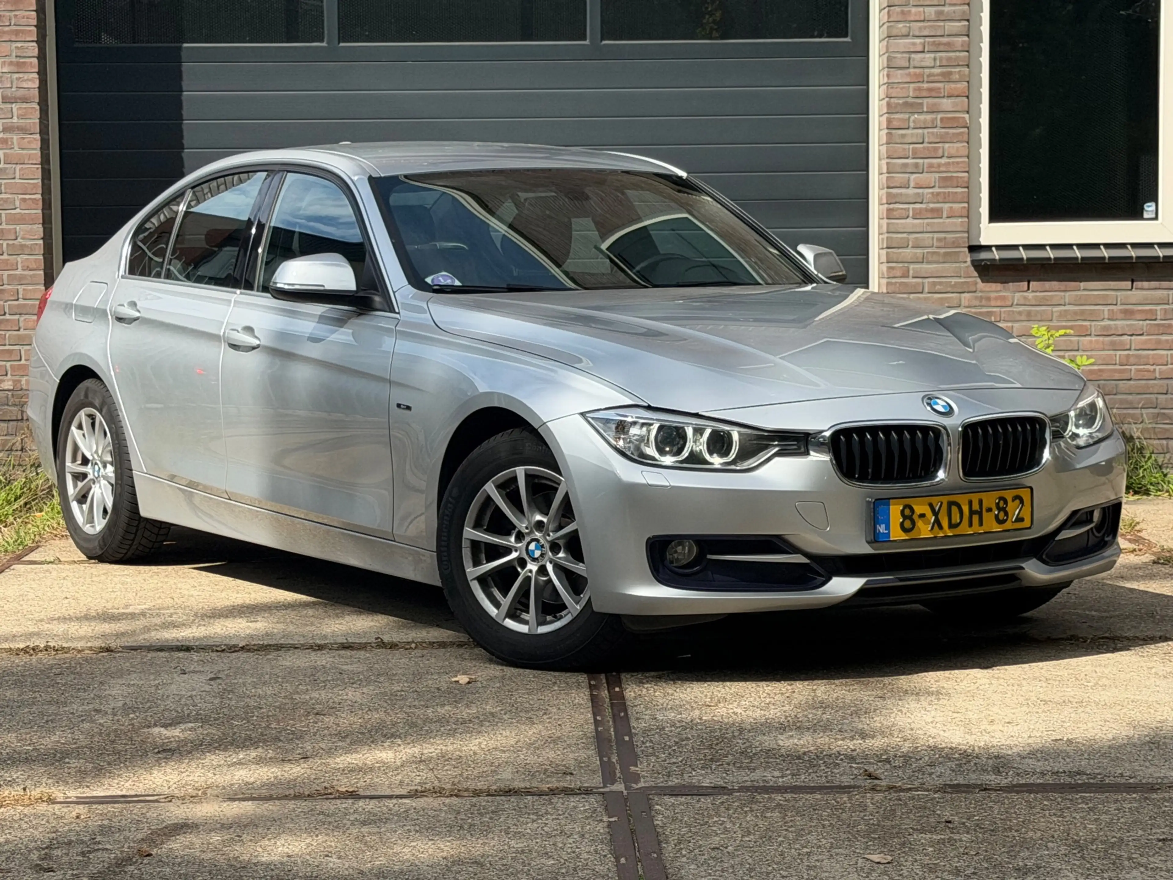 BMW 316 3-serie 316i Sport Automaat | Keyless Entry | Navi — photo 3