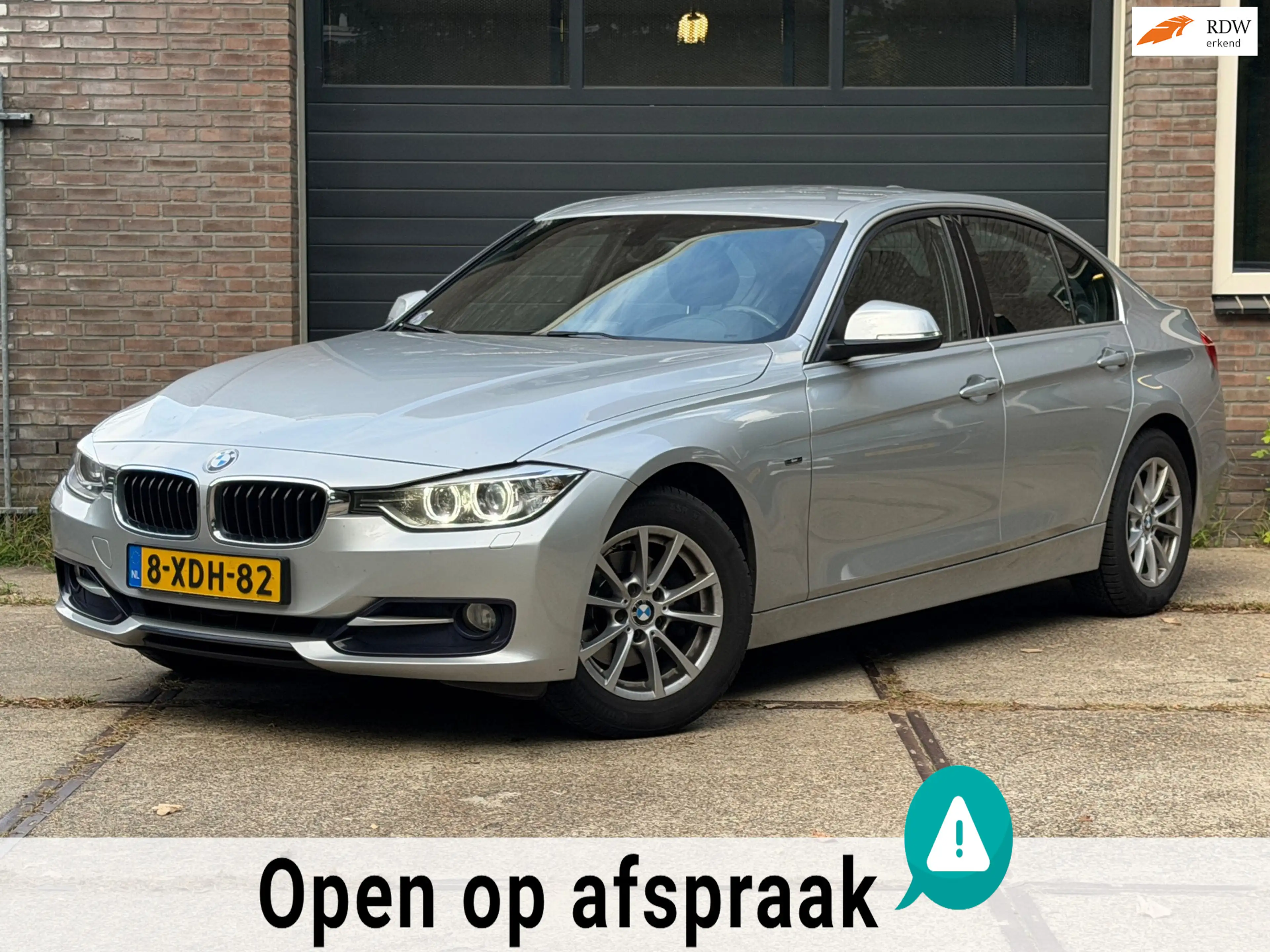 BMW 316 3-serie 316i Sport Automaat | Keyless Entry | Navi