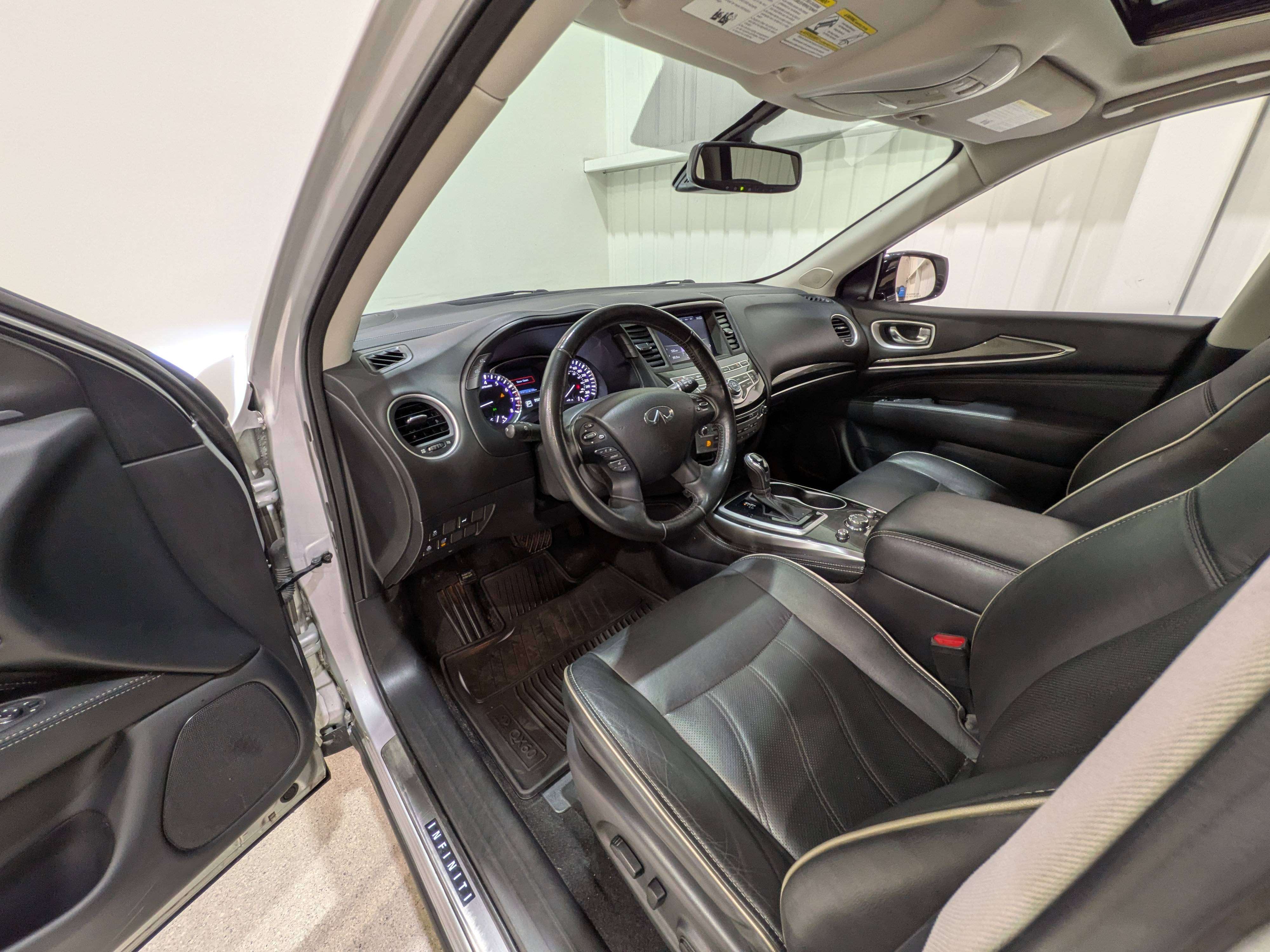 Infiniti QX60 2020
