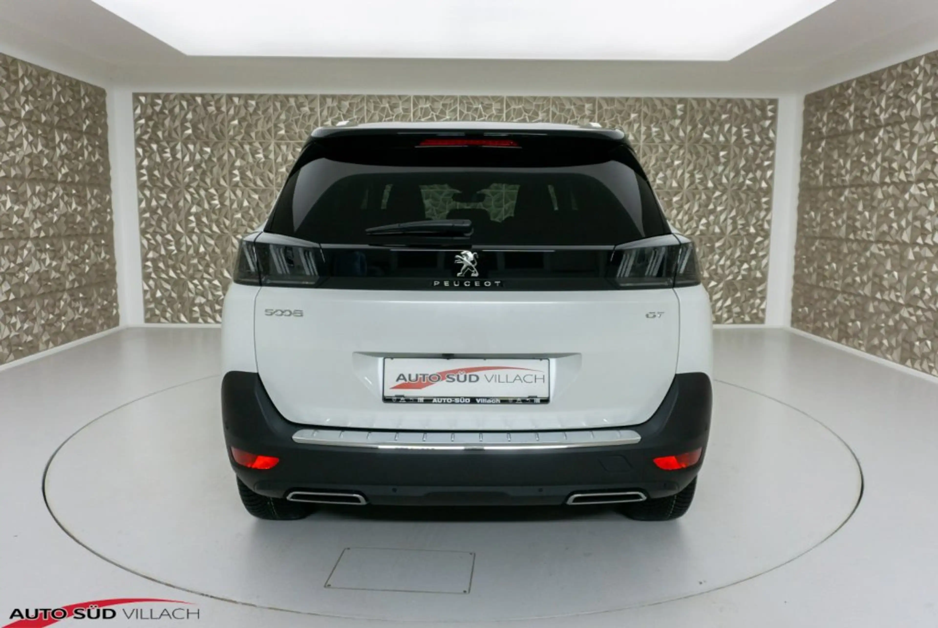 Peugeot 5008 GT BlueHDi 130 EAT8 — photo 5