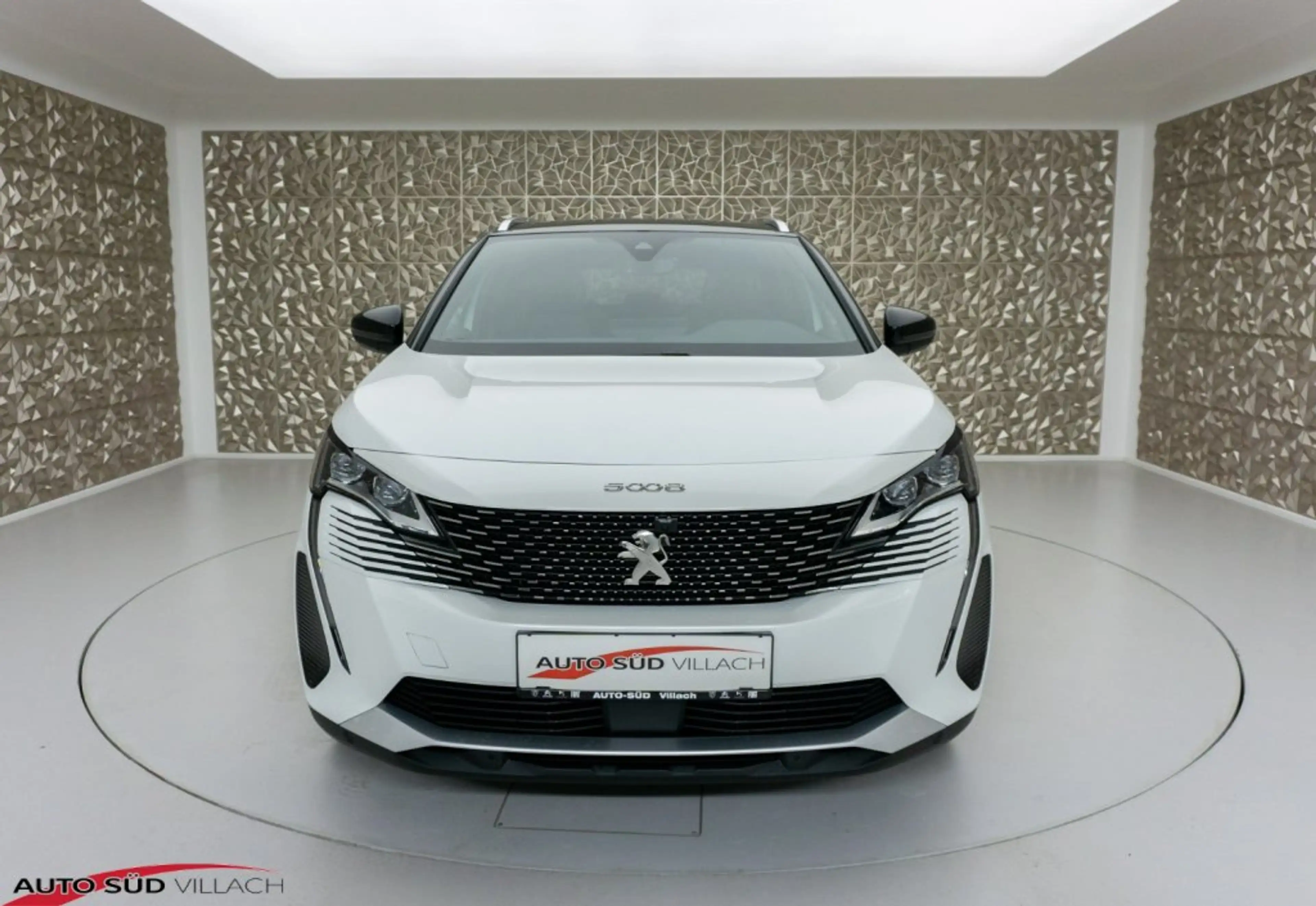 Peugeot 5008 GT BlueHDi 130 EAT8 — photo 2