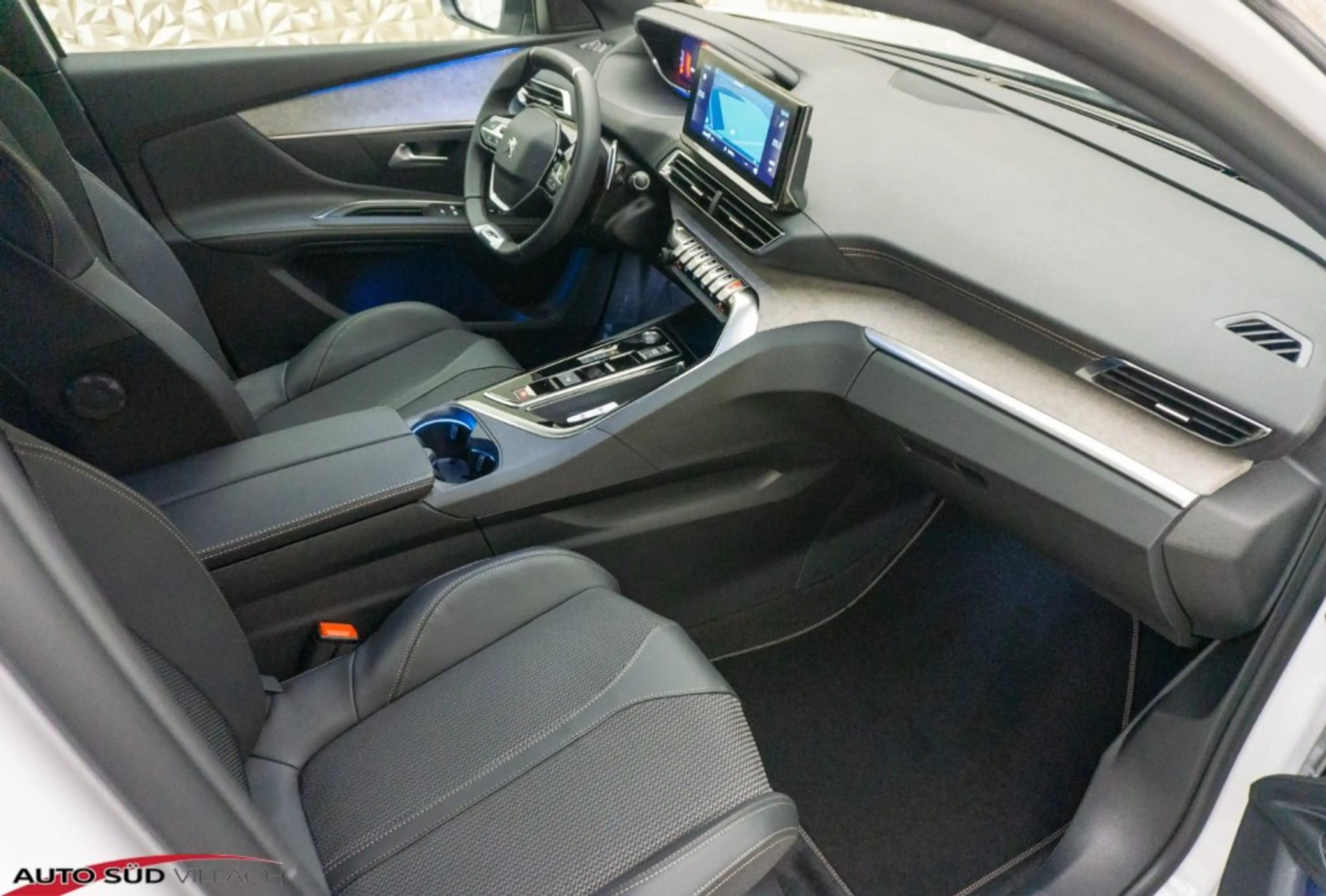 Peugeot 5008 GT BlueHDi 130 EAT8 — photo 12