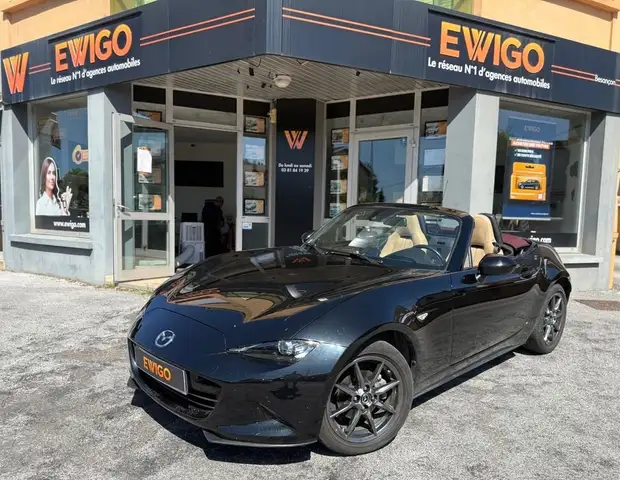 Mazda MX-5 mx5 roadster 1.5 skyactiv-g 130 ch cherry top