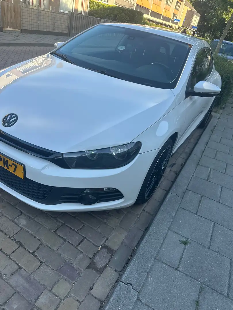 Volkswagen Scirocco 1.4 TSI Highline Wit - 1