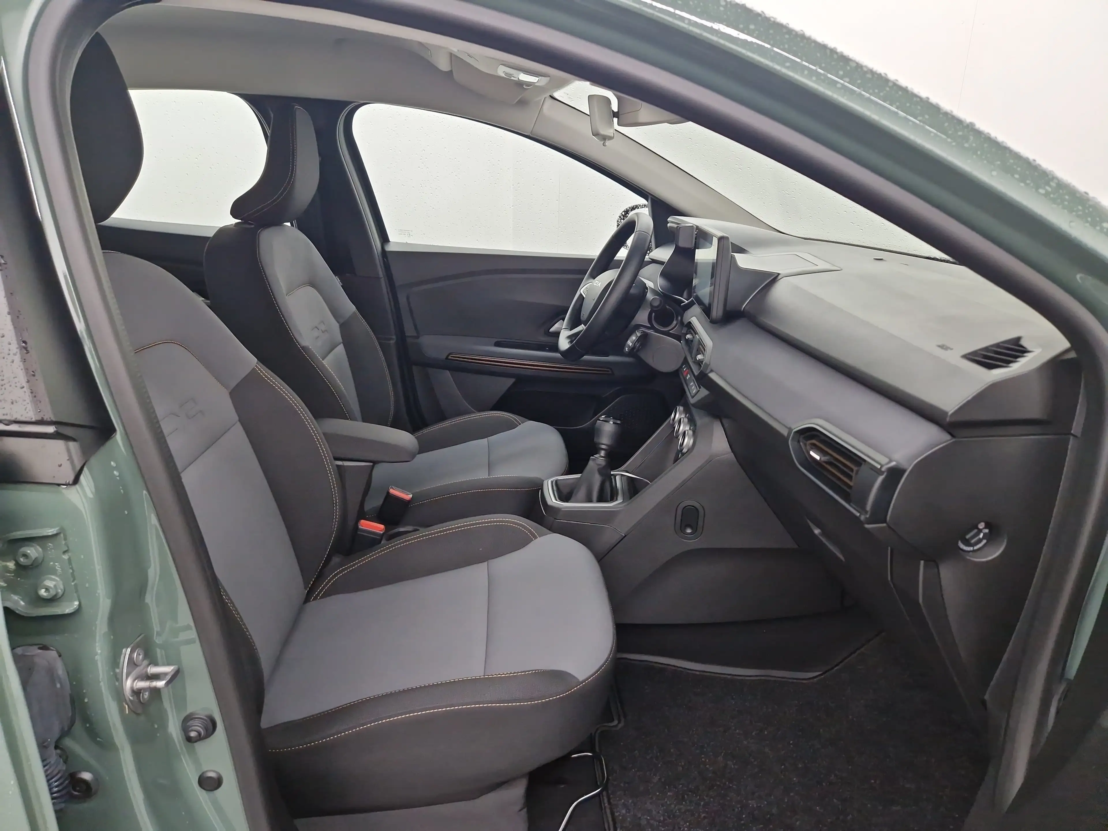 Dacia Sandero Stepway ECO-G 100 Extreme+ Navi — photo 12