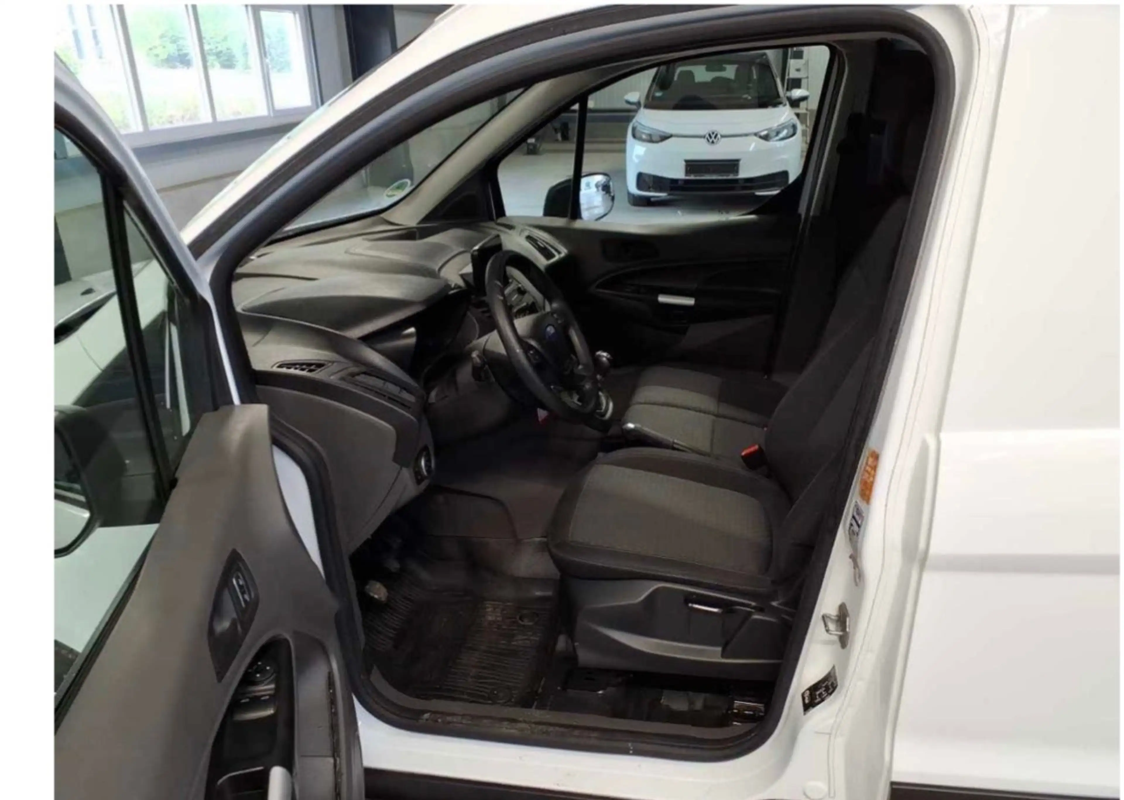 Ford Transit Connect 1.5 TDCI Kasten lang+SCHIEBETÜR+SITZE+NAVI+KLIMA+6GANG+PDC+KAMERA+MWST — photo 6
