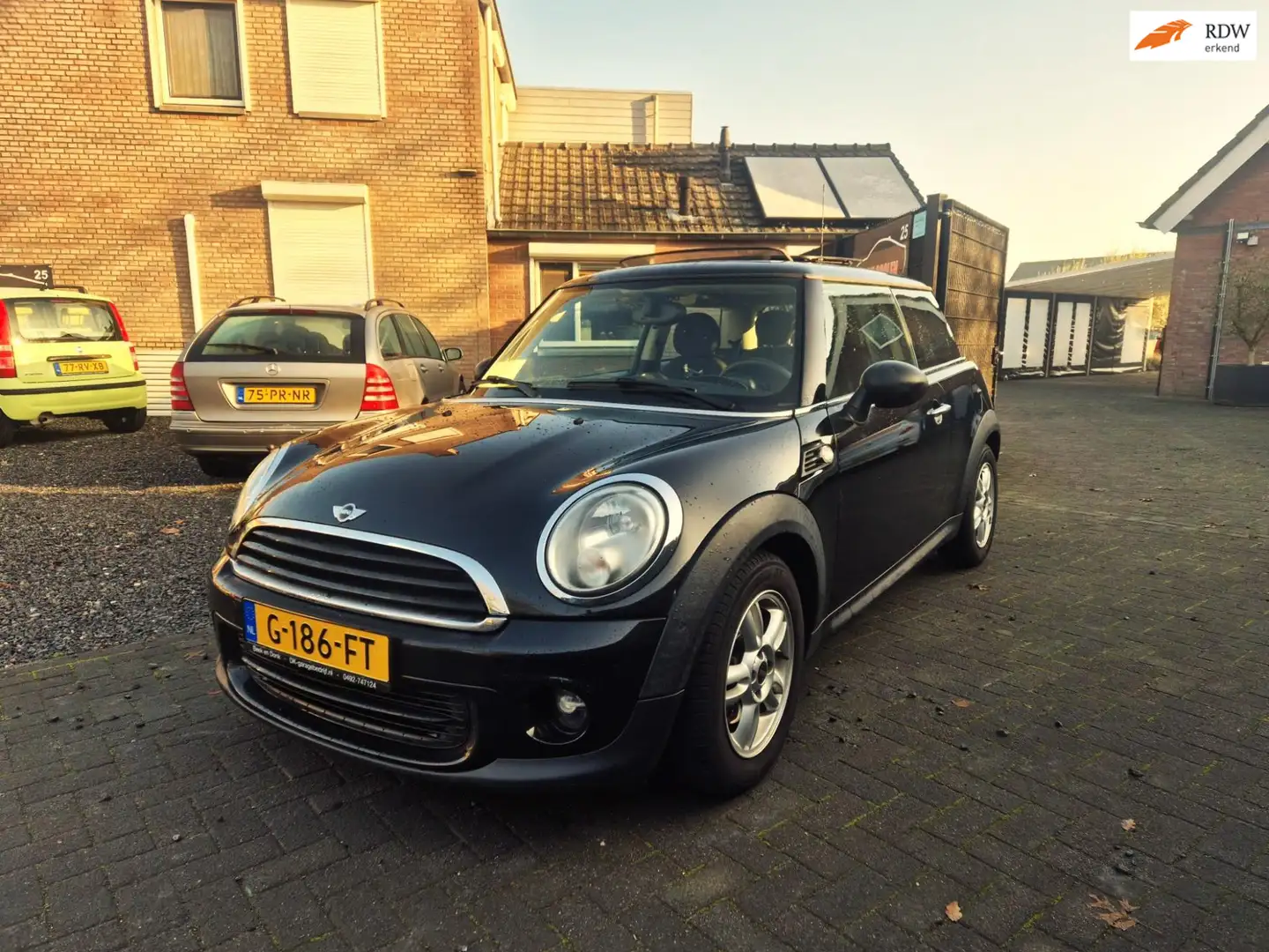 MINI Mini 1.6 Chili Panoramadak airco Zwart - 1