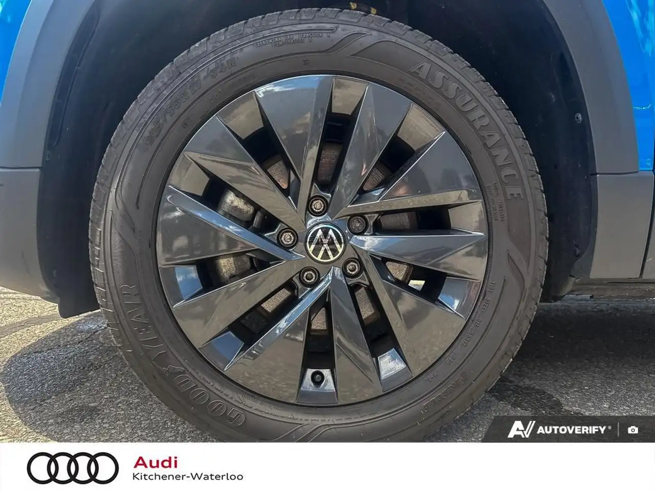 Volkswagen Taos photo Volkswagen Taos