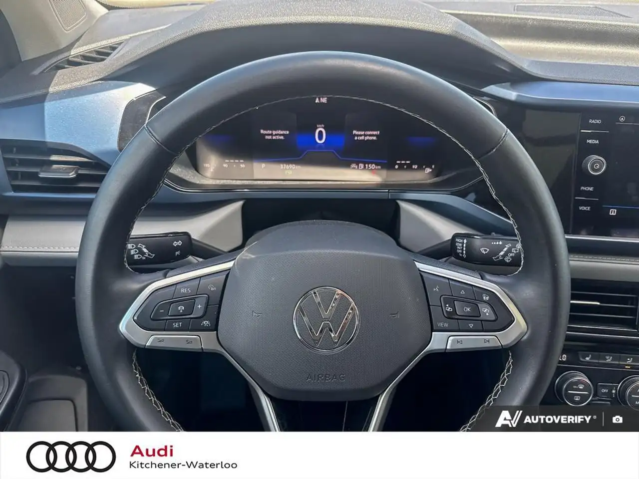 Volkswagen Taos photo Volkswagen Taos