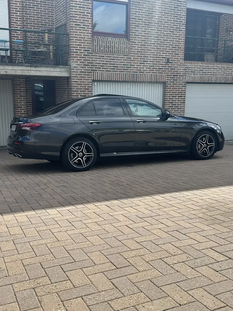 Mercedes-Benz E 300 de 9G-TRONIC AMG Line - 1