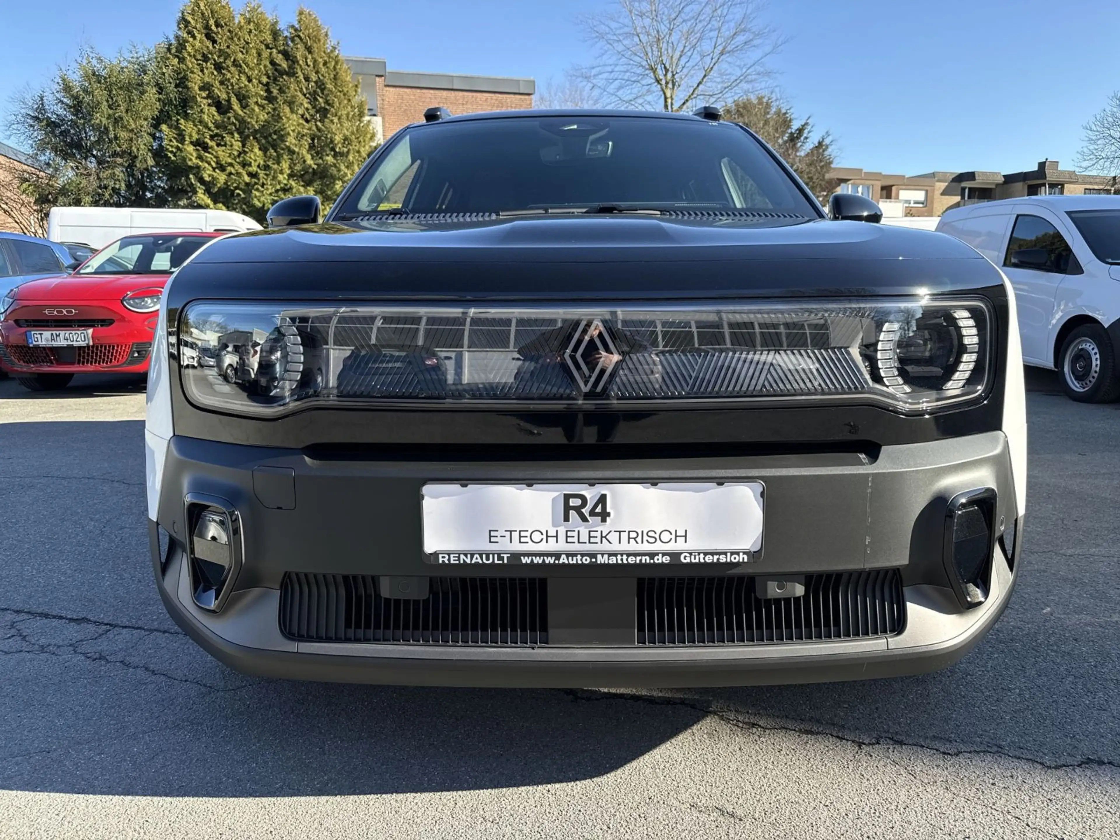 Renault R 4 4 E-Tech Electric 150 Comfort Range Evolution — photo 14