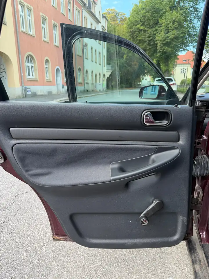 Audi A4 1.6, foto 7