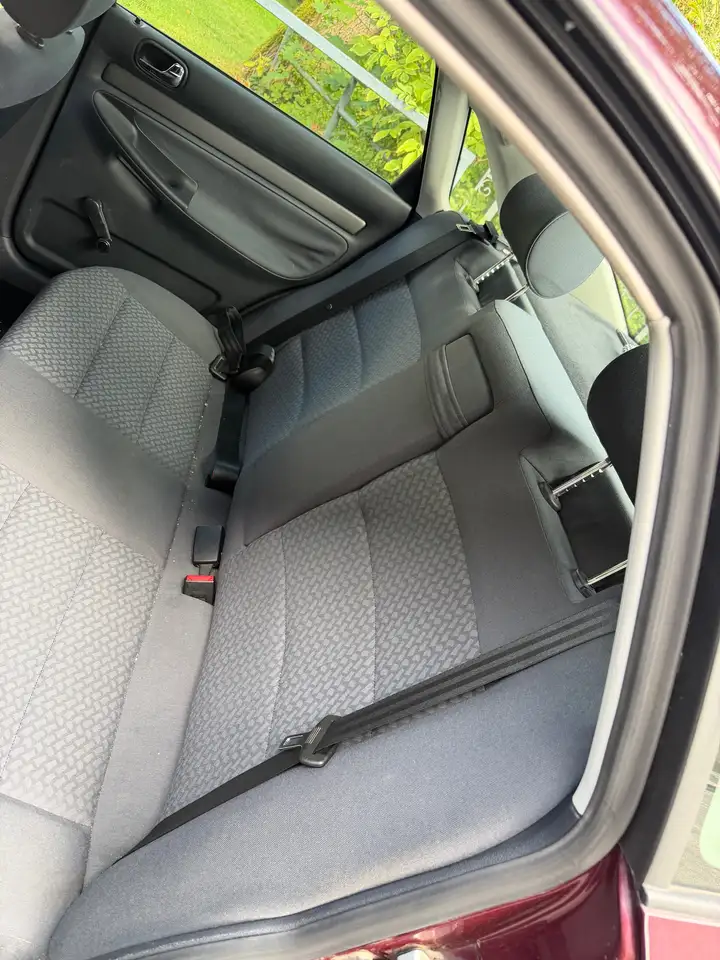 Audi A4 1.6, foto 9